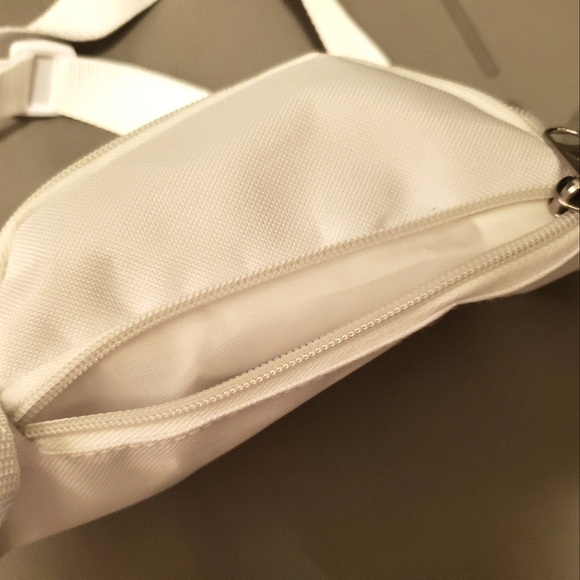 Everest fanny pack - Picture 2 of 4